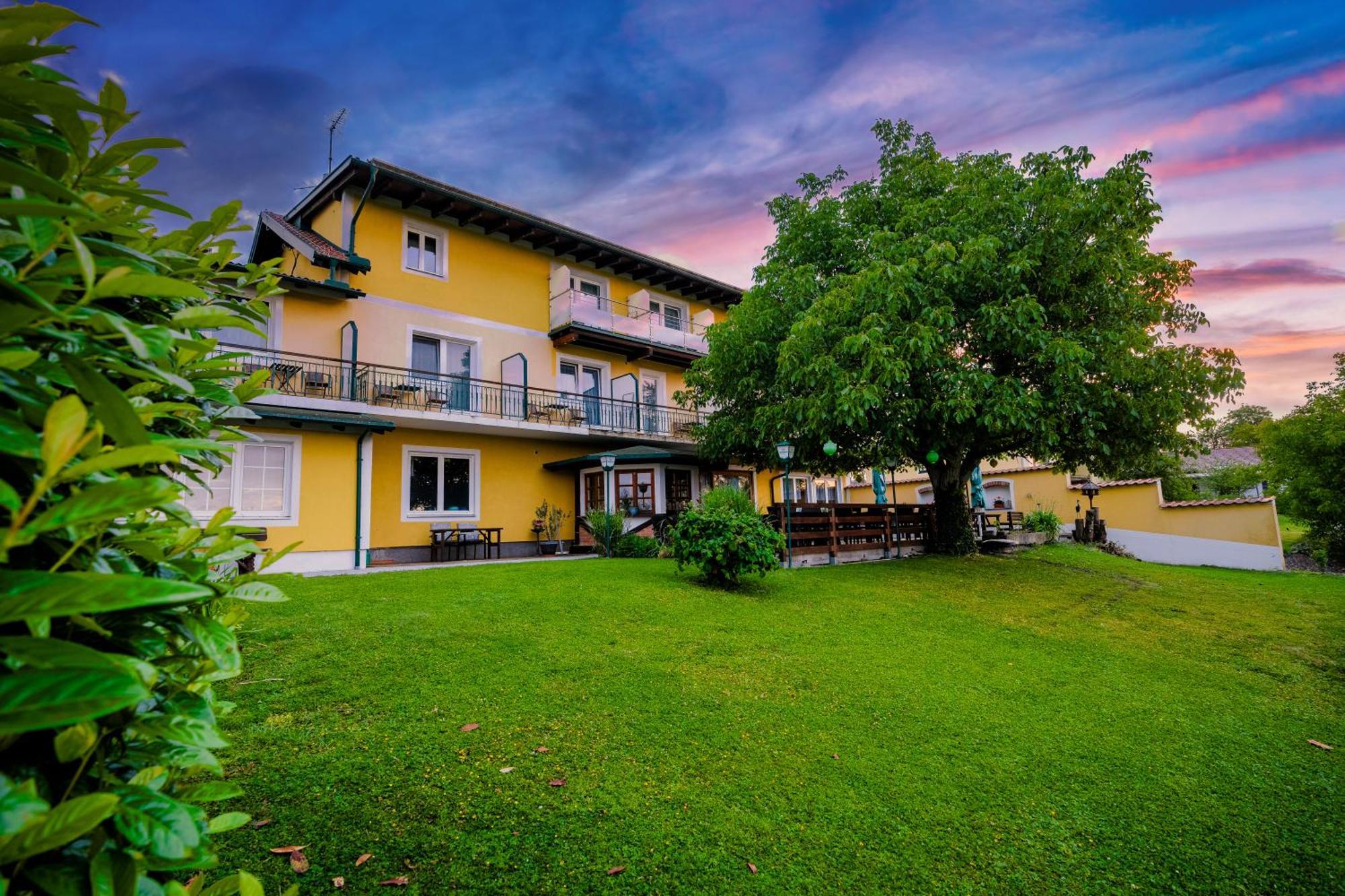 Pension Baumgartner-Berghof Obernberg am Inn 外观 照片